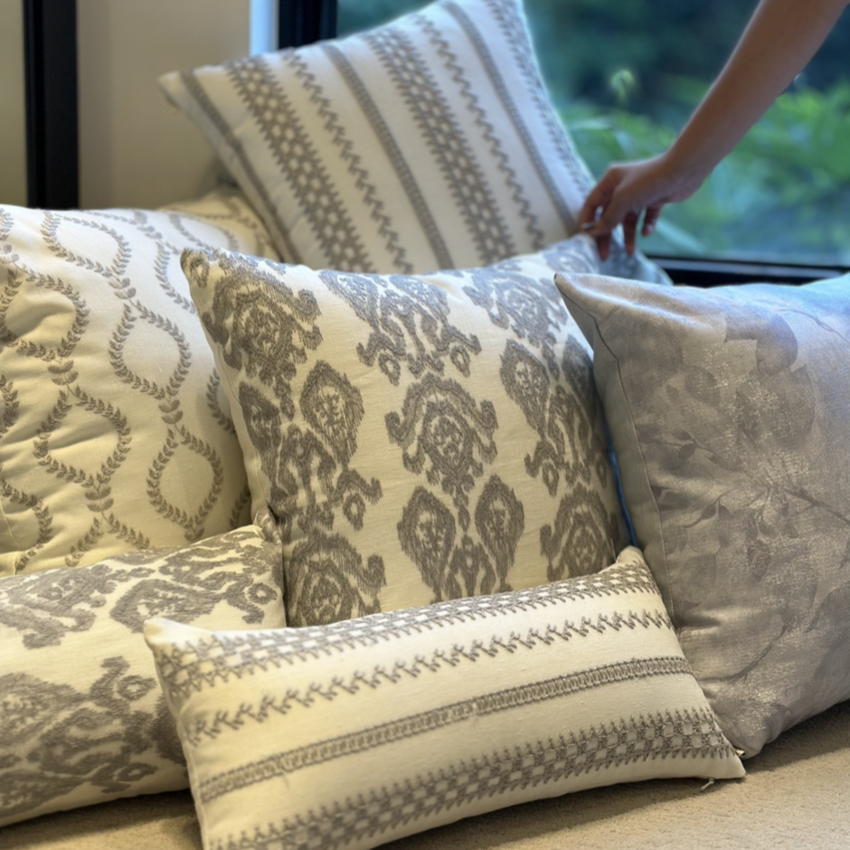 Freesia Cushion Cover