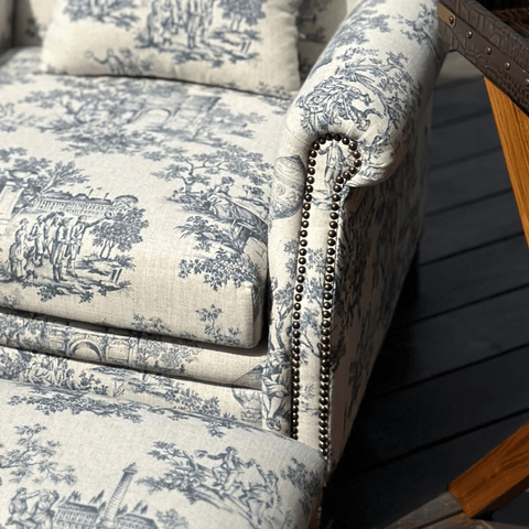 House Of Anantaa Furniture White/Blue Syrah Sofa Chair