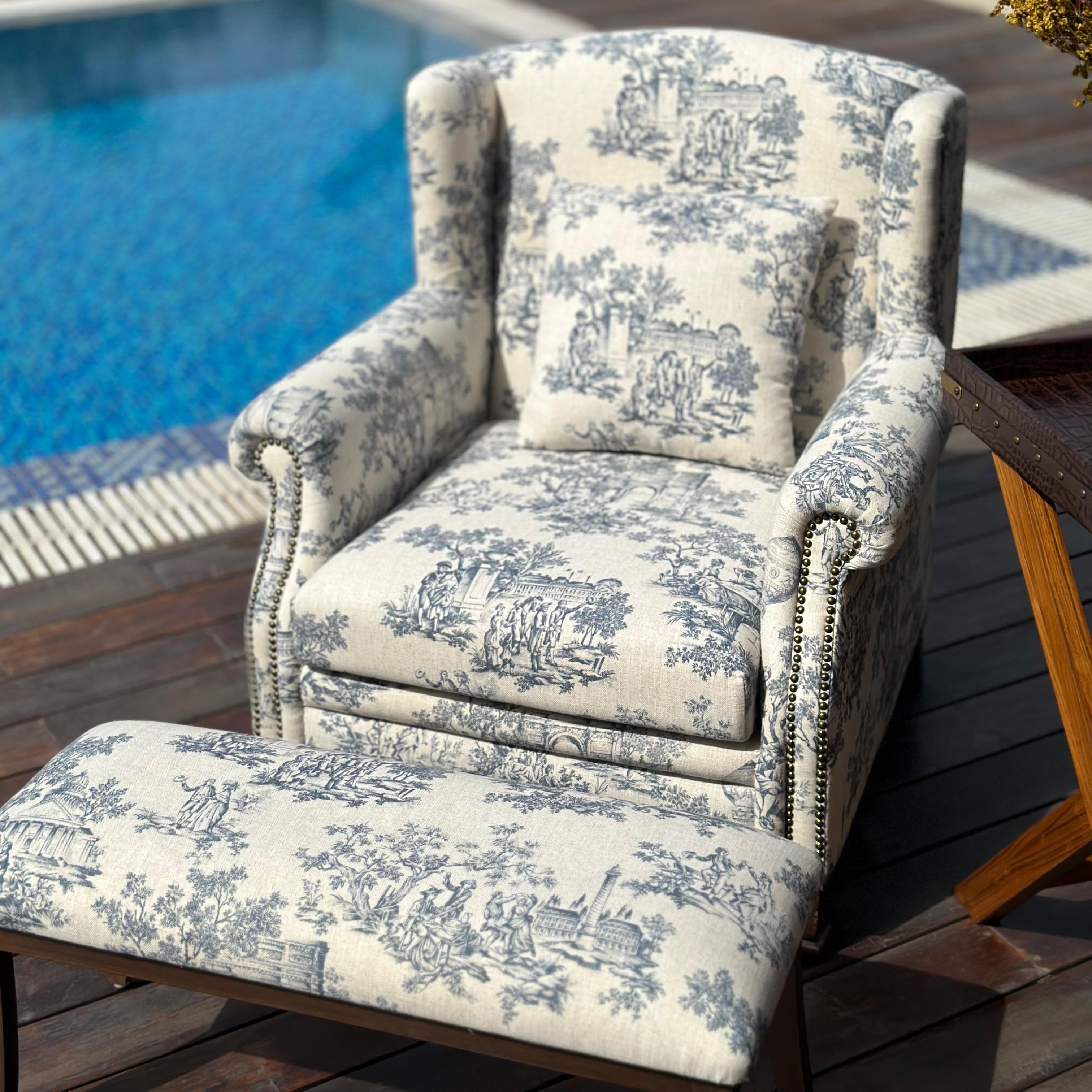 House Of Anantaa Furniture White/Blue Syrah Sofa Chair