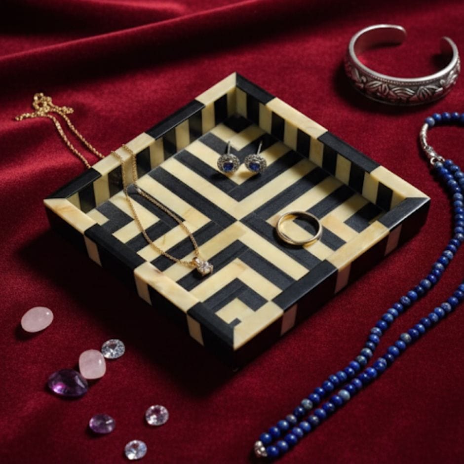House Of Anantaa Tray Black/Cream/Gold Chrysus Tray